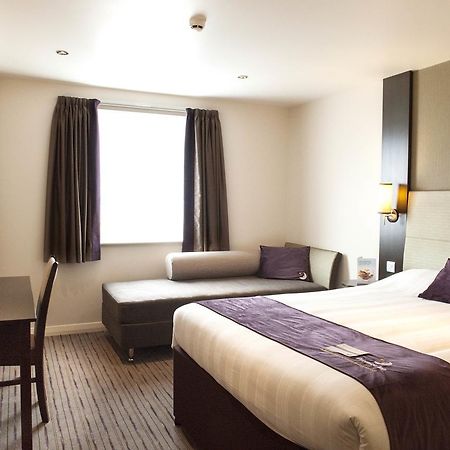 Premier Inn London Tottenham Hale Exterior photo