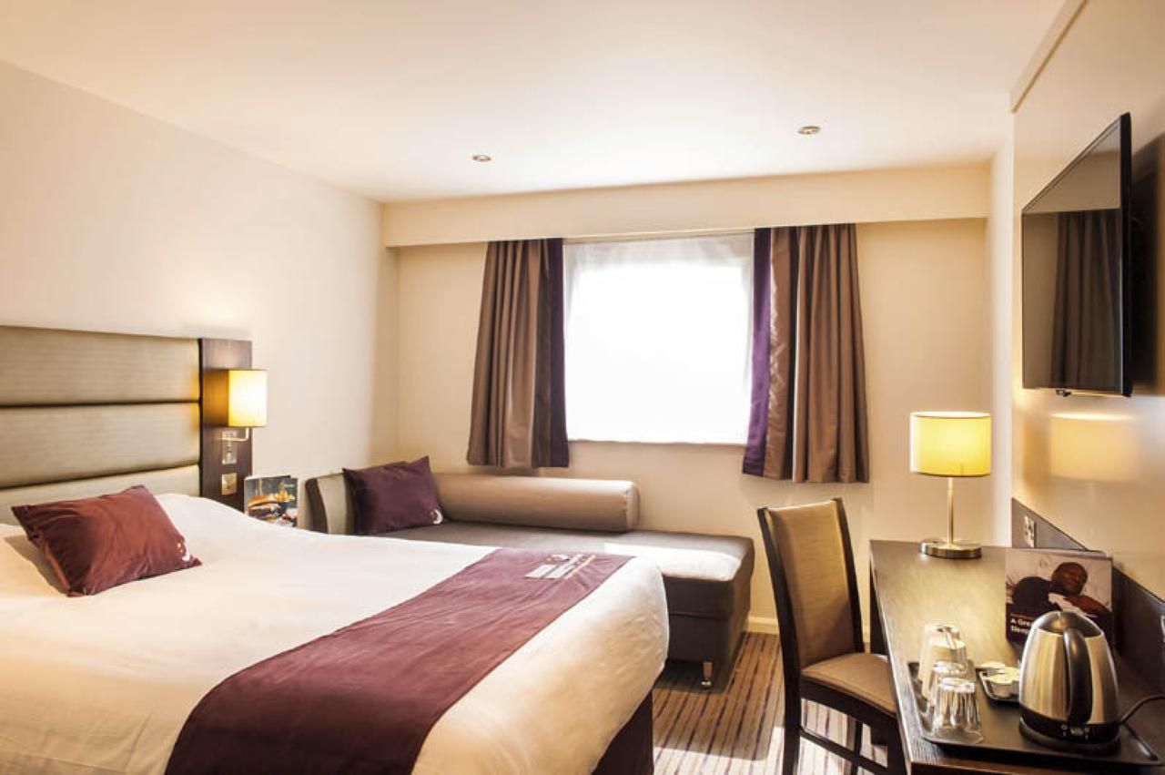 Premier Inn London Tottenham Hale Exterior photo